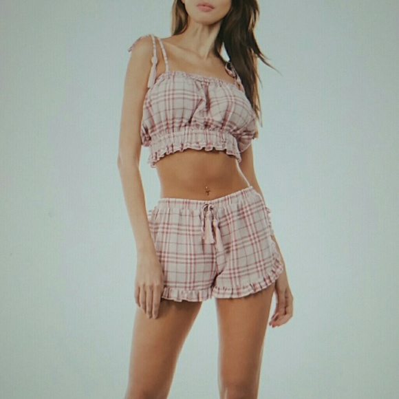 Plaid print set with ruffle detail - Picture 2 of 5